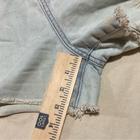 Refuge Denim Chelsea Light Blue Denim Shorts | Distressed - Picture 4 of 16